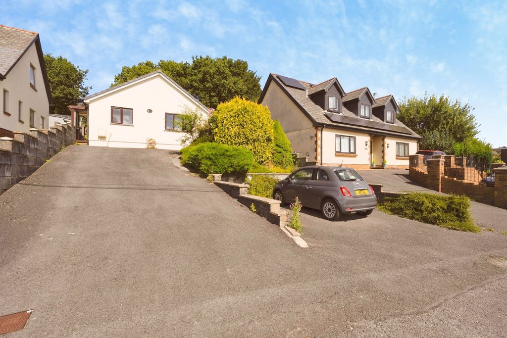 Property photo 1 of 20 Pbox-Img.Jpg