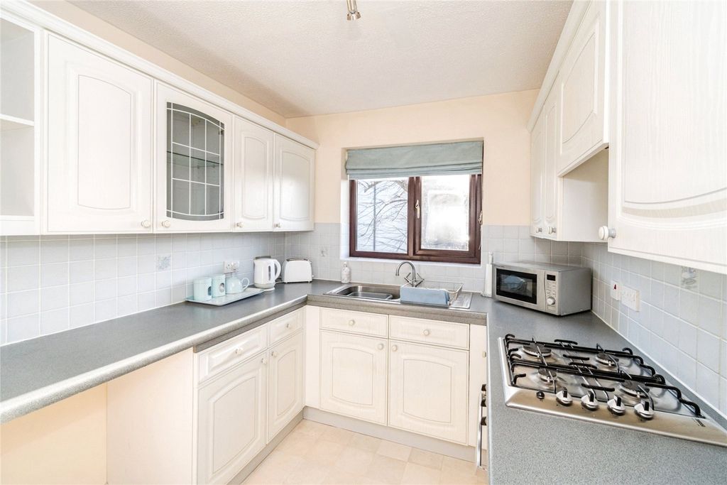 Property photo 2 of 15 Picture No. 26