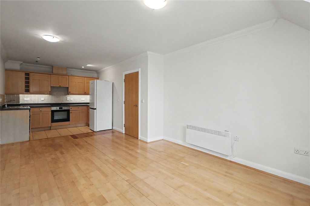 Property photo 2 of 10 Picture No. 06