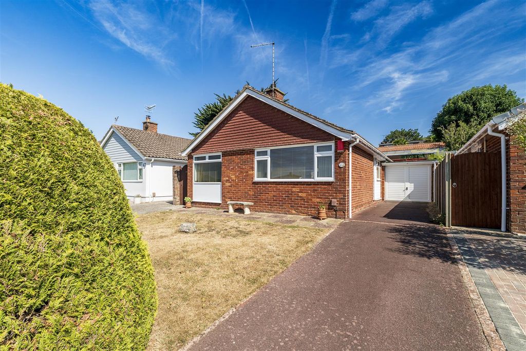 Property photo 1 of 28 For Sale By Aspire Residential | Copthorne Hill