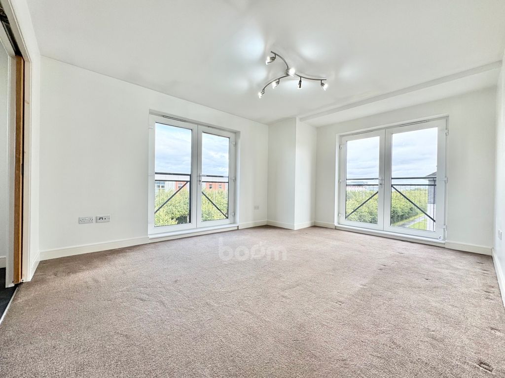Property photo 2 of 30 Img_1100