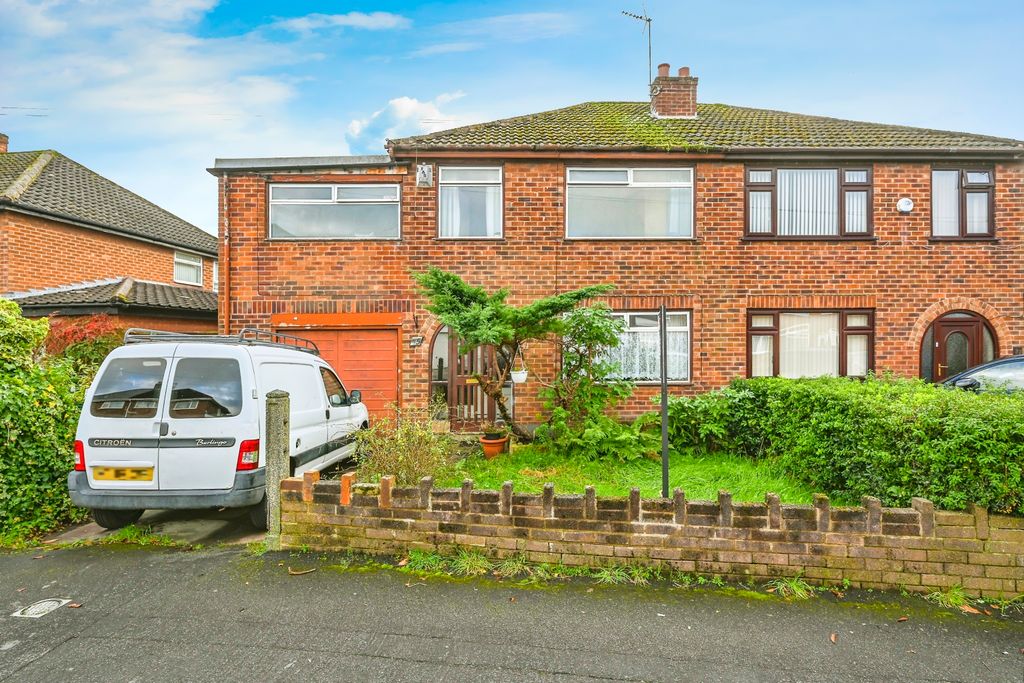 Property photo 1 of 16 Photography
