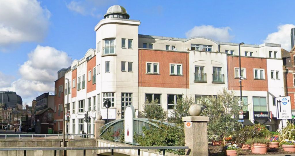 Property photo 2 of 6