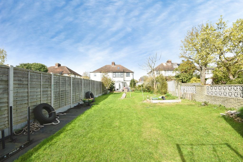 Property photo 3 of 17