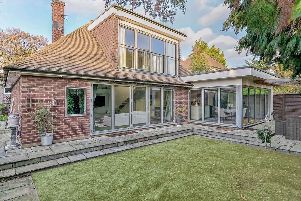 Property photo 1 of 13