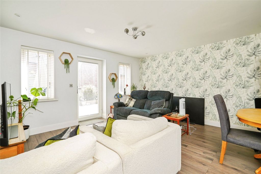 Property photo 2 of 11 Picture No. 09