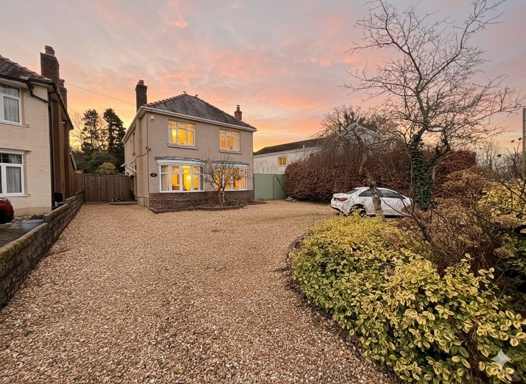 Property photo 2 of 36 4799163