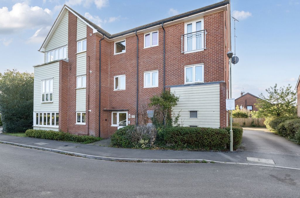 Property photo 1 of 10 1350168-17-68Bfd8...