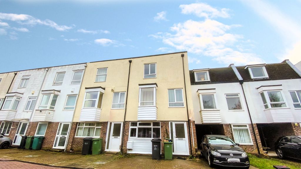 Property photo 1 of 14 Picture No. 17