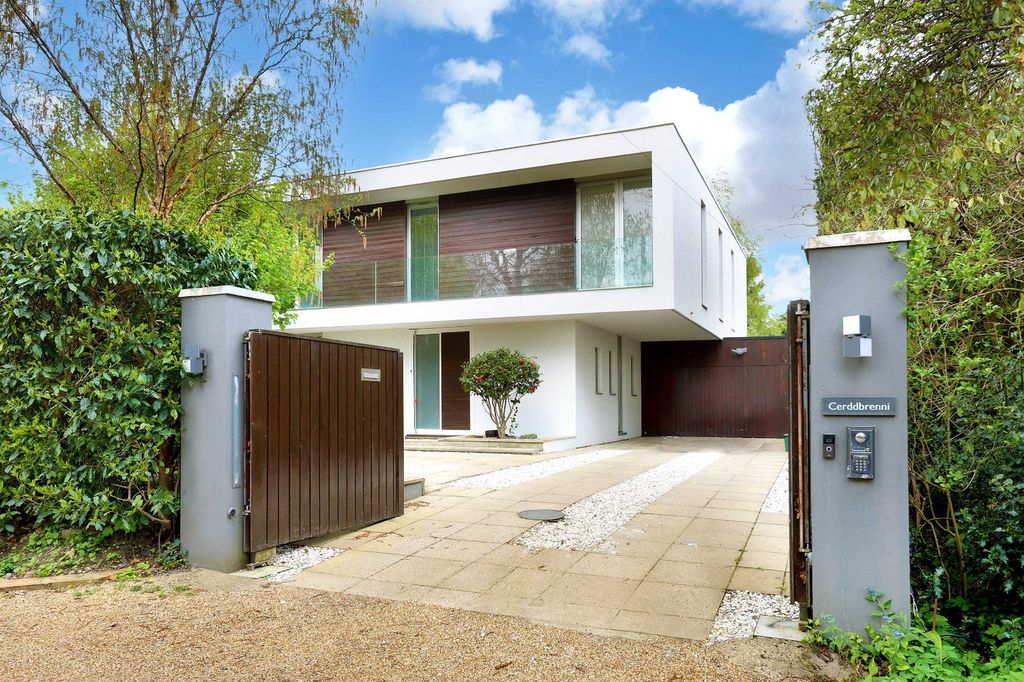 Property photo 1 of 24 Picture No. 19