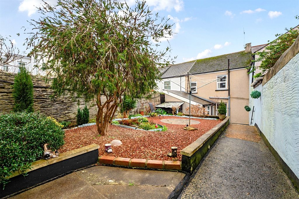 Property photo 1 of 12 Picture No. 01