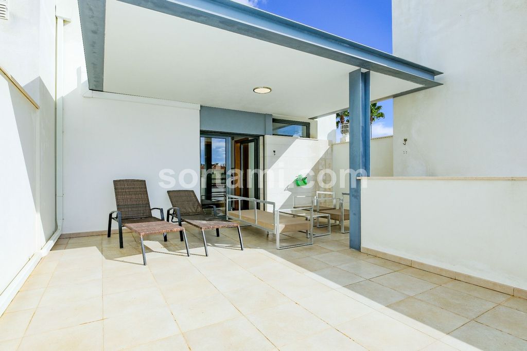 Property photo 1 of 27