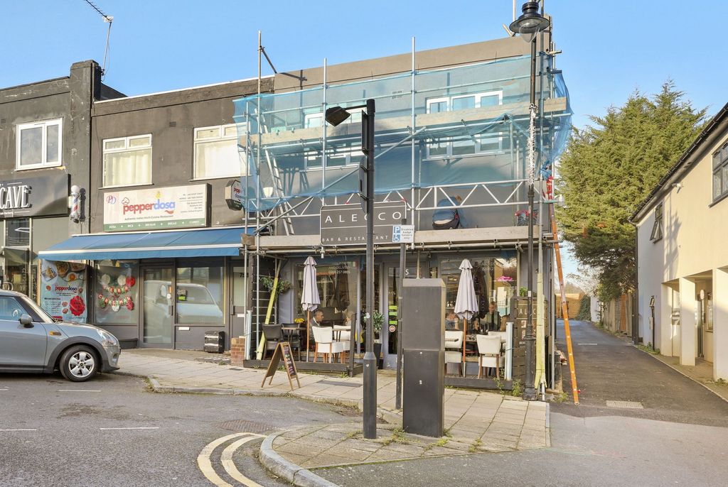 Property photo 1 of 16 Photo 16