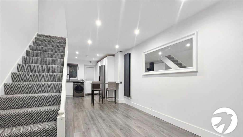 Property photo 1 of 7 Picture No. 06