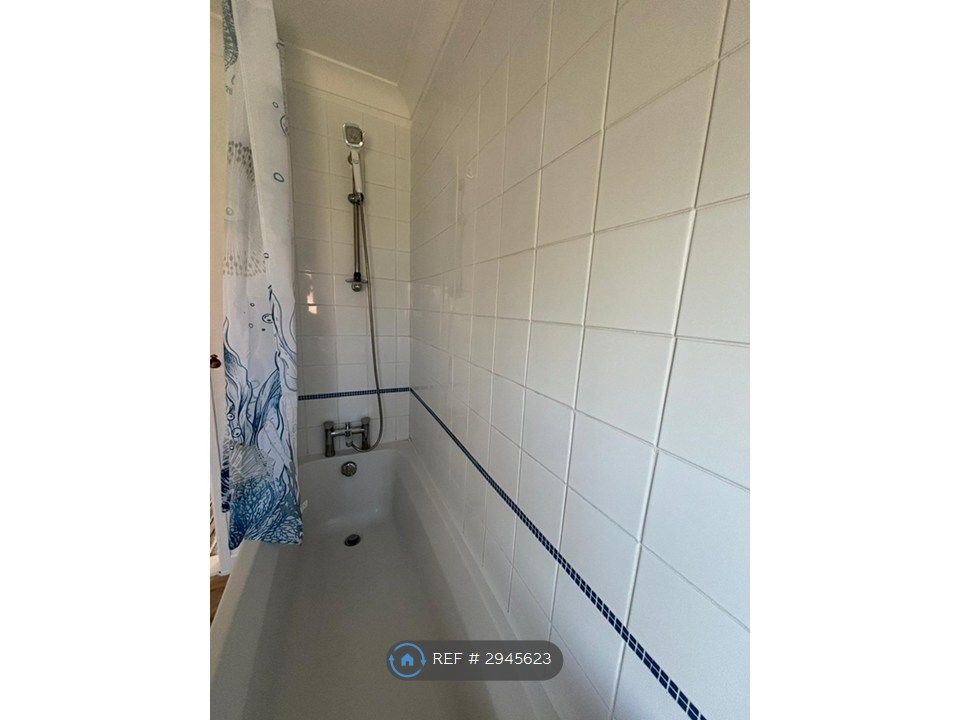 Property photo 3 of 30 Bathroom