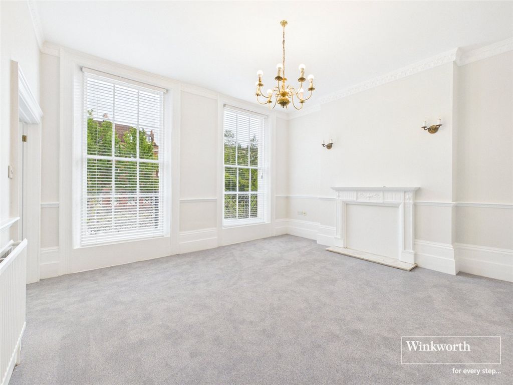 Property photo 3 of 11 Picture No. 17