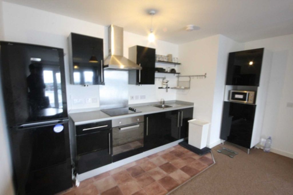 Property photo 2 of 6