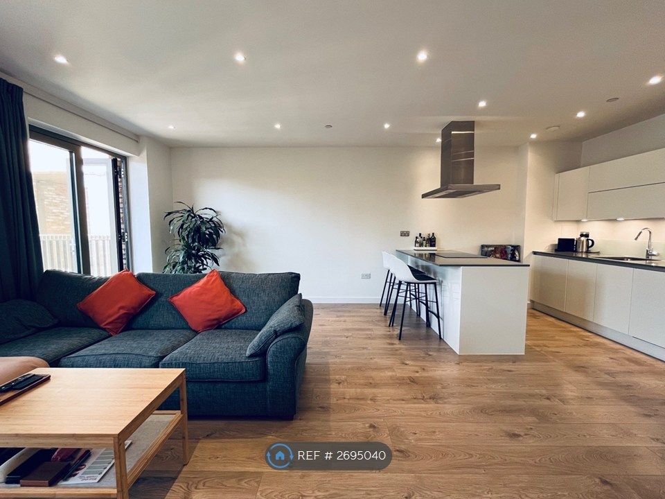 Property photo 2 of 9 Living Room