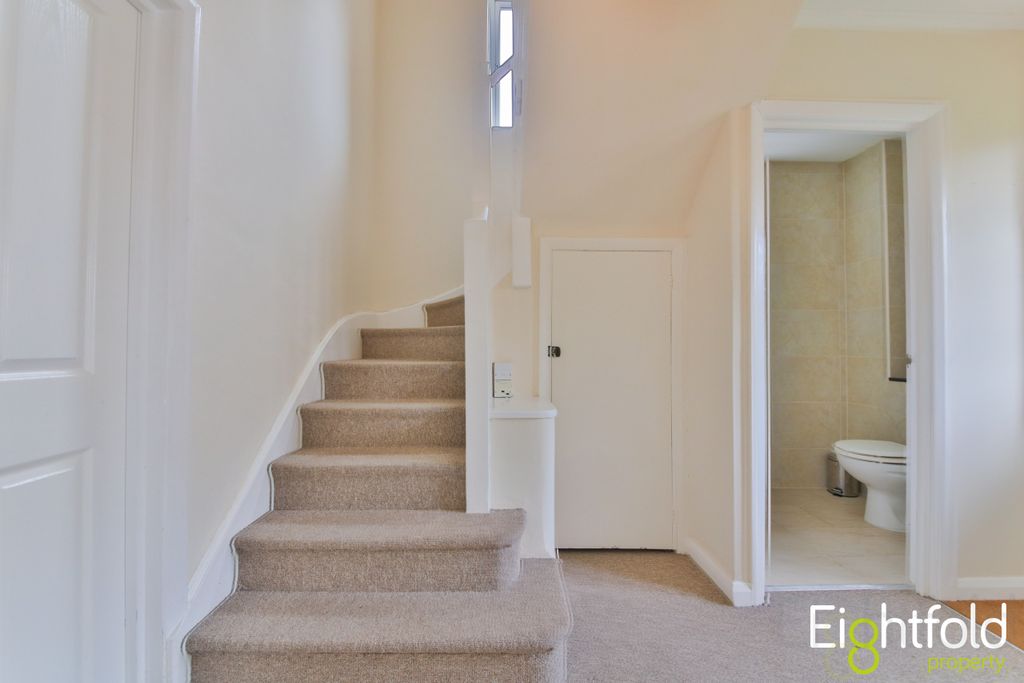 Property photo 3 of 13 Image