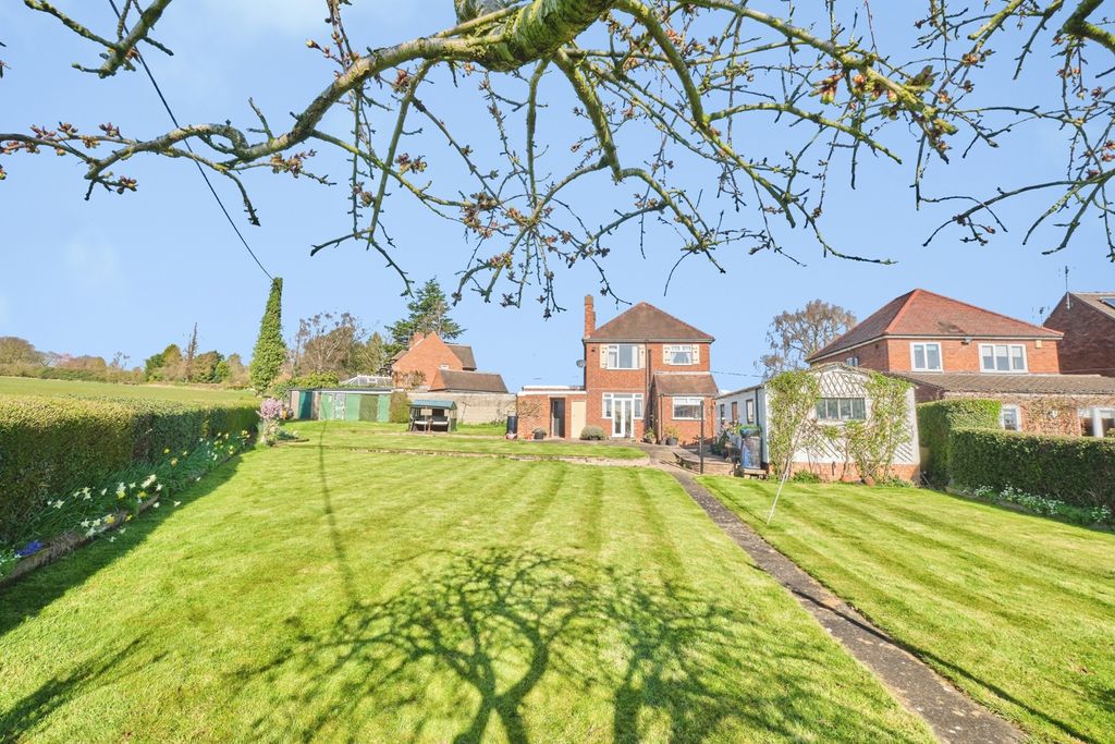 Property photo 3 of 20 Pbox-Img.Jpg