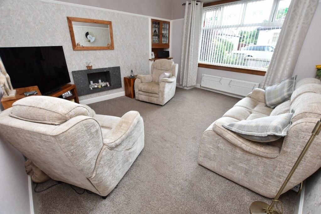 Property photo 3 of 22 Living Room