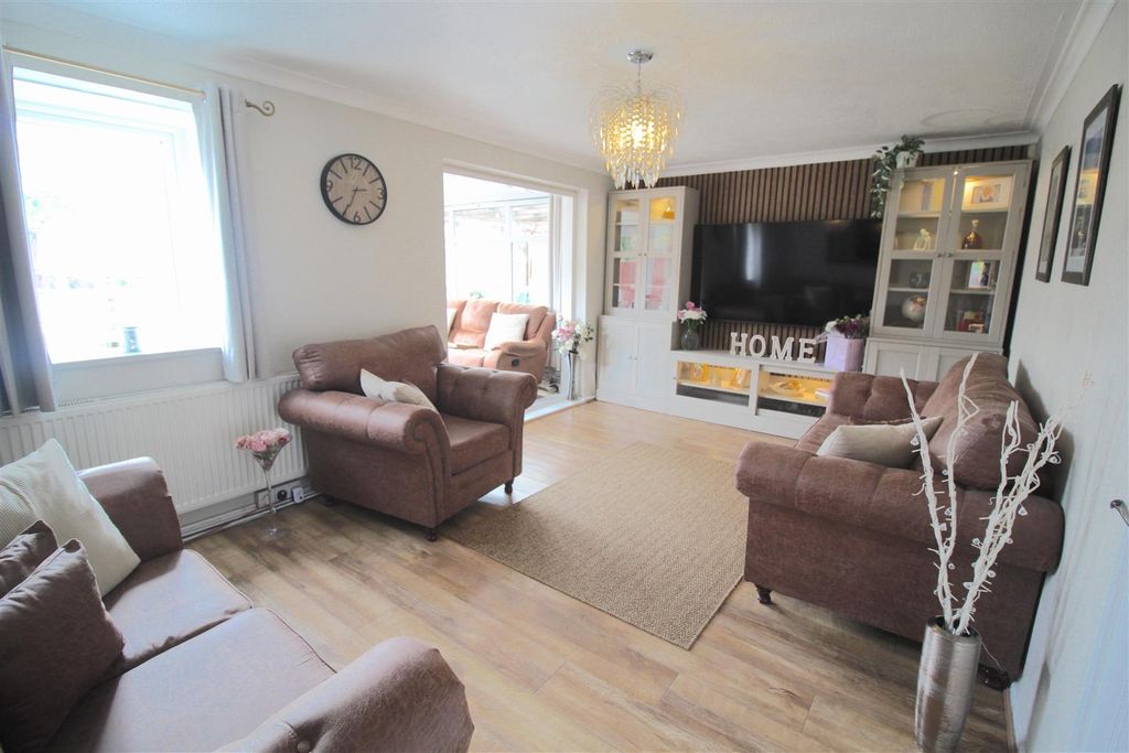 Property photo 2 of 14 Img_1137.Jpg