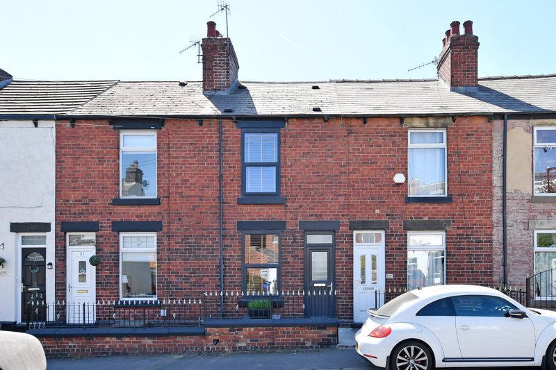 Property photo 3 of 18 External