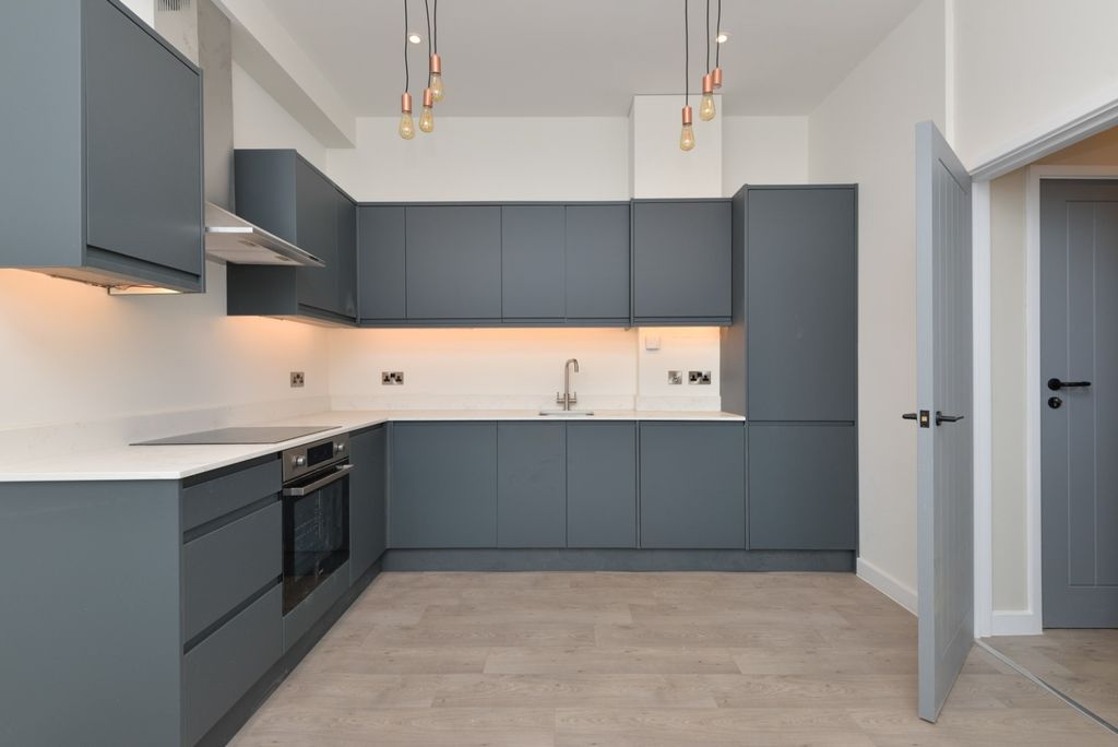 Property photo 1 of 8 3322860