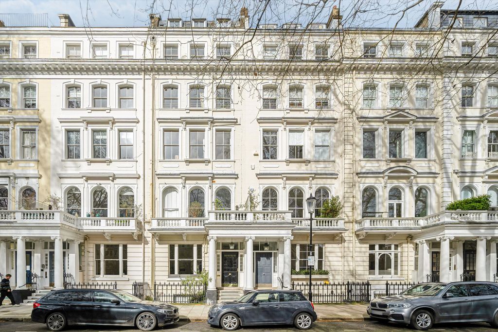 Property photo 2 of 19 Image