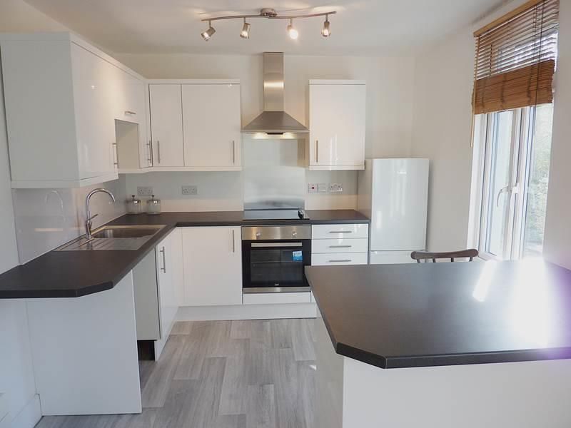 Property photo 2 of 5 Kitchen Area.Jpg