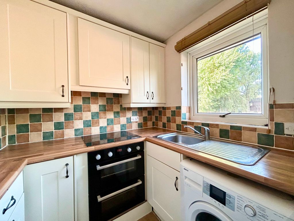 Property photo 2 of 6