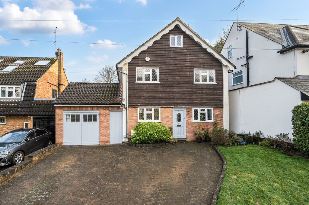 Property photo 1 of 12