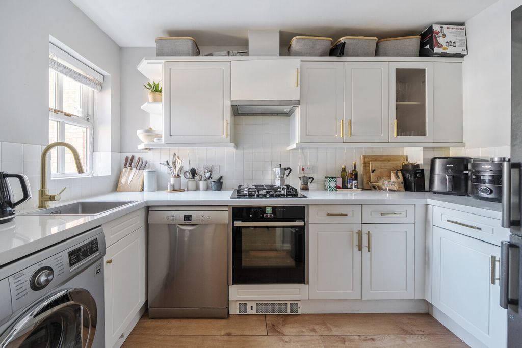 Property photo 3 of 17 1483269-8-6A3A8c6...