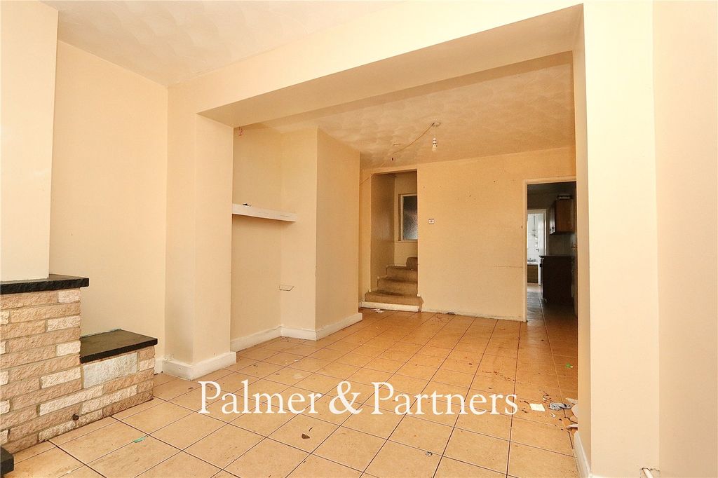 Property photo 2 of 13 Picture No. 02