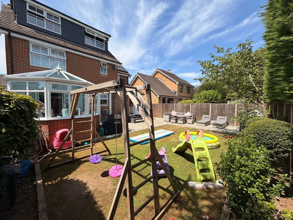 Property photo 3 of 26