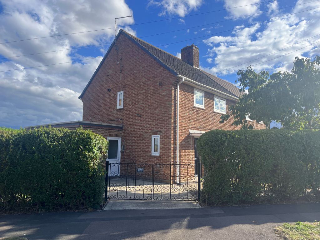 Property photo 1 of 25 3Â Bedroom Semi Detached For Sale