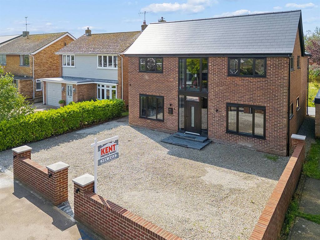 Property photo 1 of 31