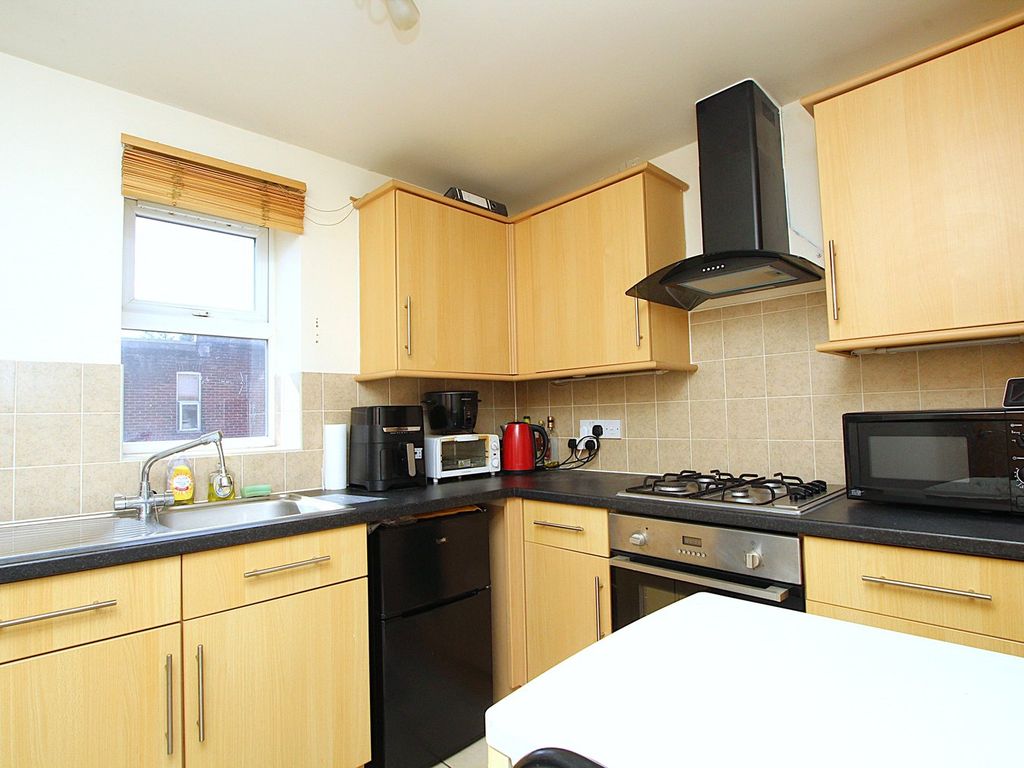 Property photo 3 of 9