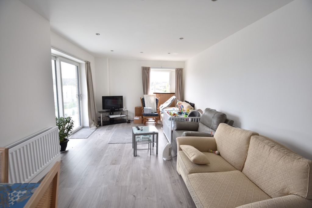 Property photo 3 of 12 2550343