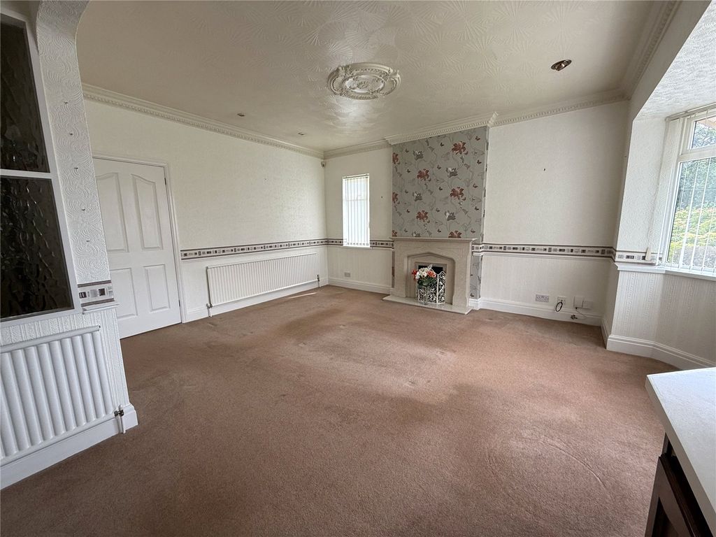 Property photo 2 of 22 Picture No. 34