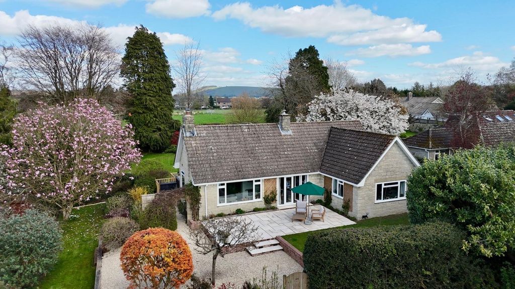 Property photo 2 of 24