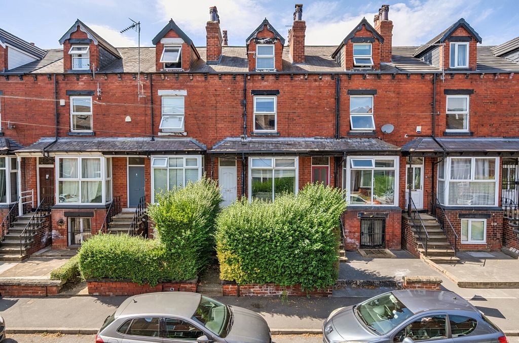 Property photo 1 of 15 1508142-2-19Ff61E...
