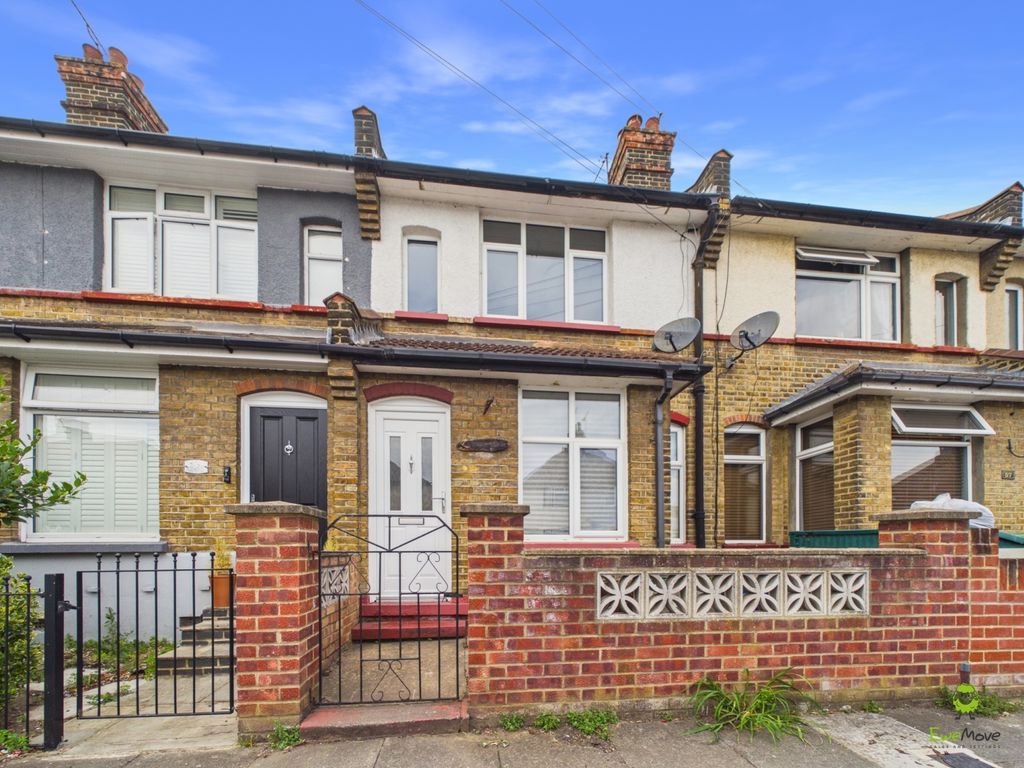 Property photo 1 of 9 Cam02615G0-Pr0238-Still010