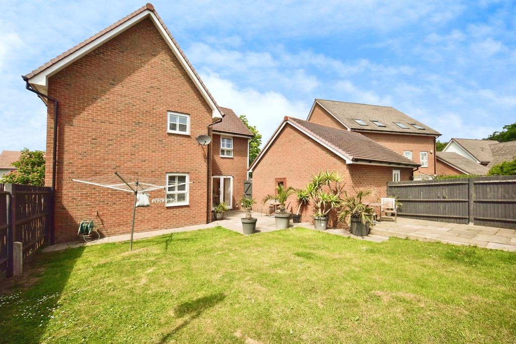 Property photo 3 of 17 Rear Garden