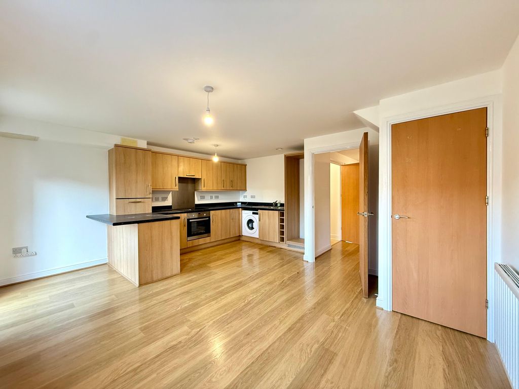 Property photo 2 of 22
