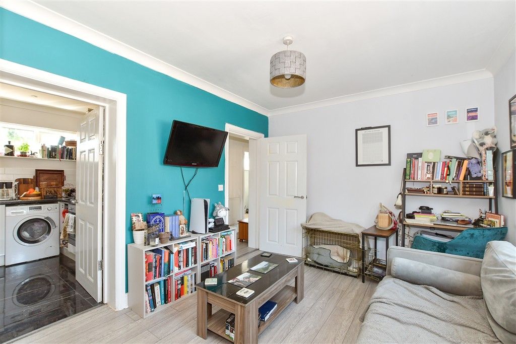 Property photo 3 of 10 Lounge/Diner