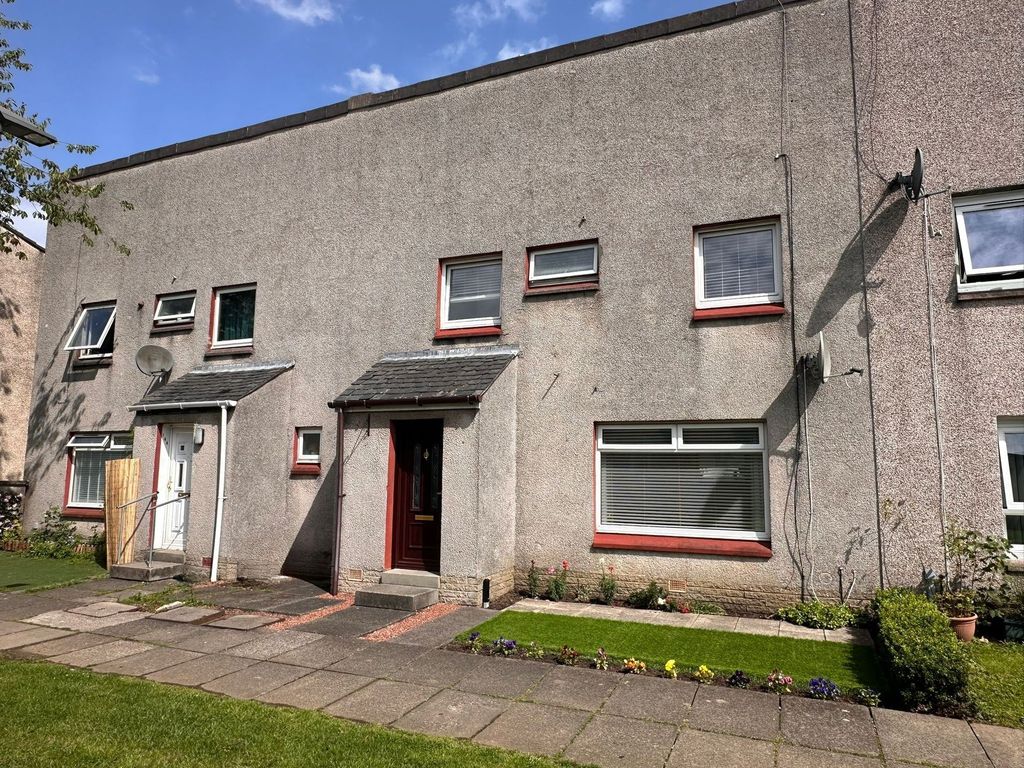 Property photo 1 of 33