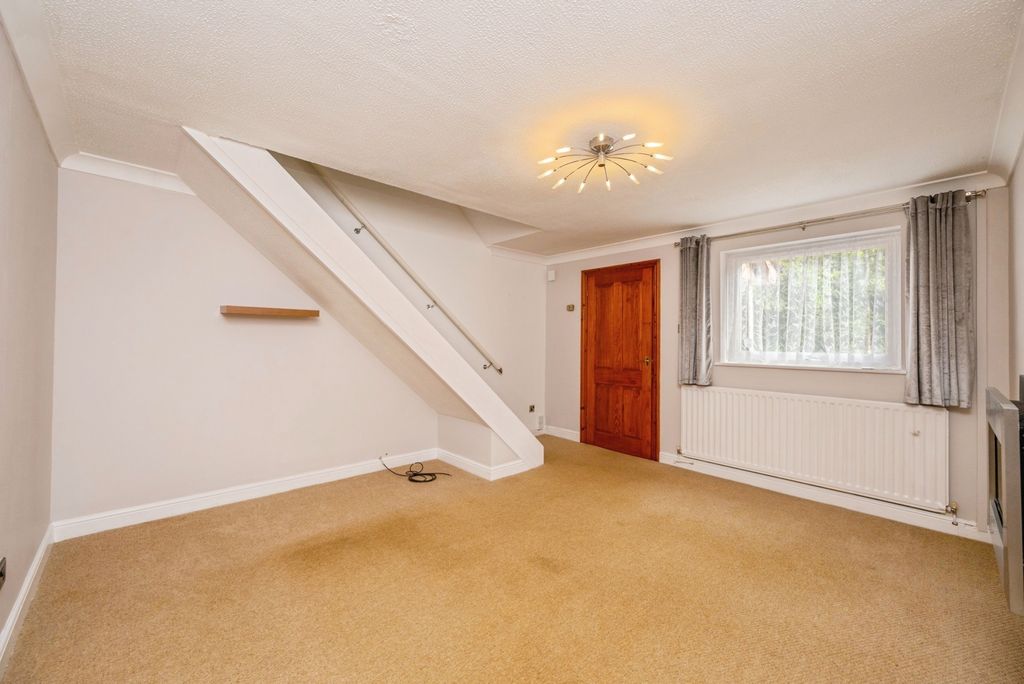 Property photo 2 of 18 Pbox-Img.Jpg