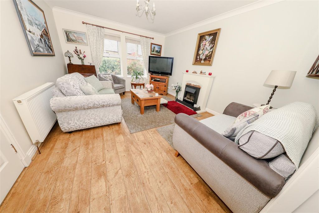 Property photo 2 of 32 B