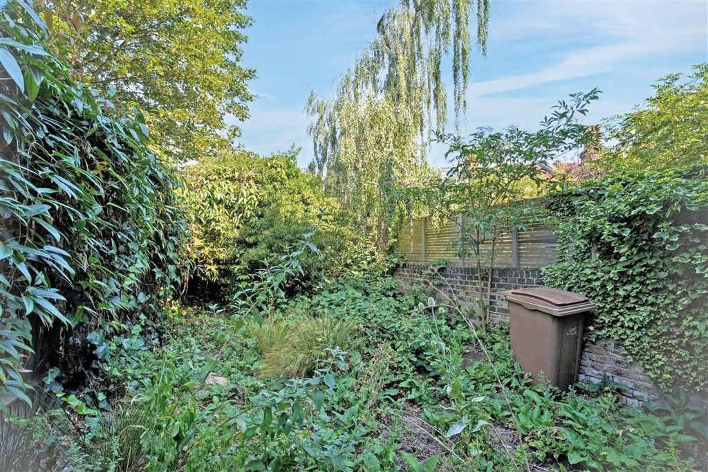 Property photo 2 of 5